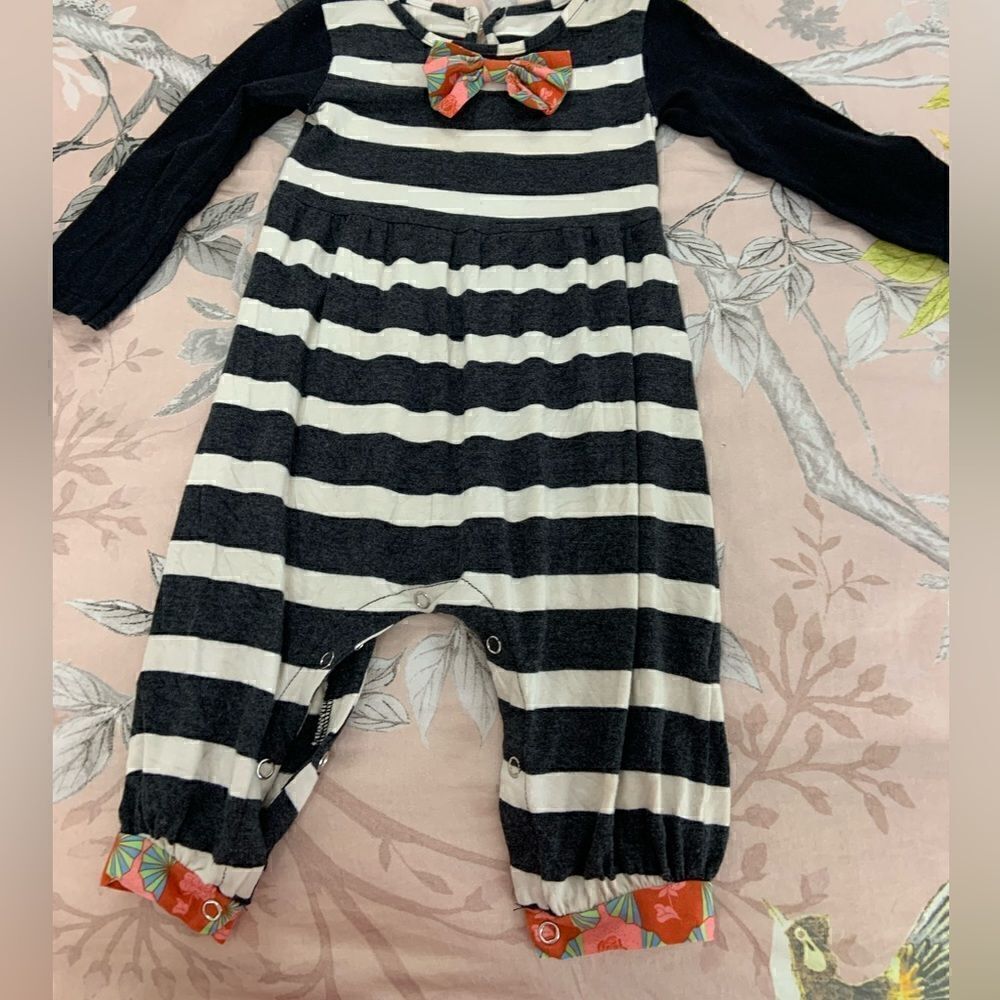 Persnickety romper 12/18 